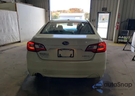 2015 Subaru Legacy 2.5I Limited z USA, uszkodzony, nr VIN 4S3BNAL6XF3049195